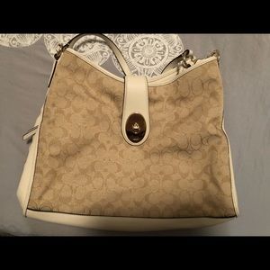 Carlyle Sig Cream Light Khaki Leather Hobo Bag